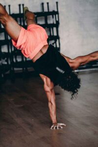 Καλισθαινική γυμναστική στο JustPilates studio στο κέντρο της Αθήνας